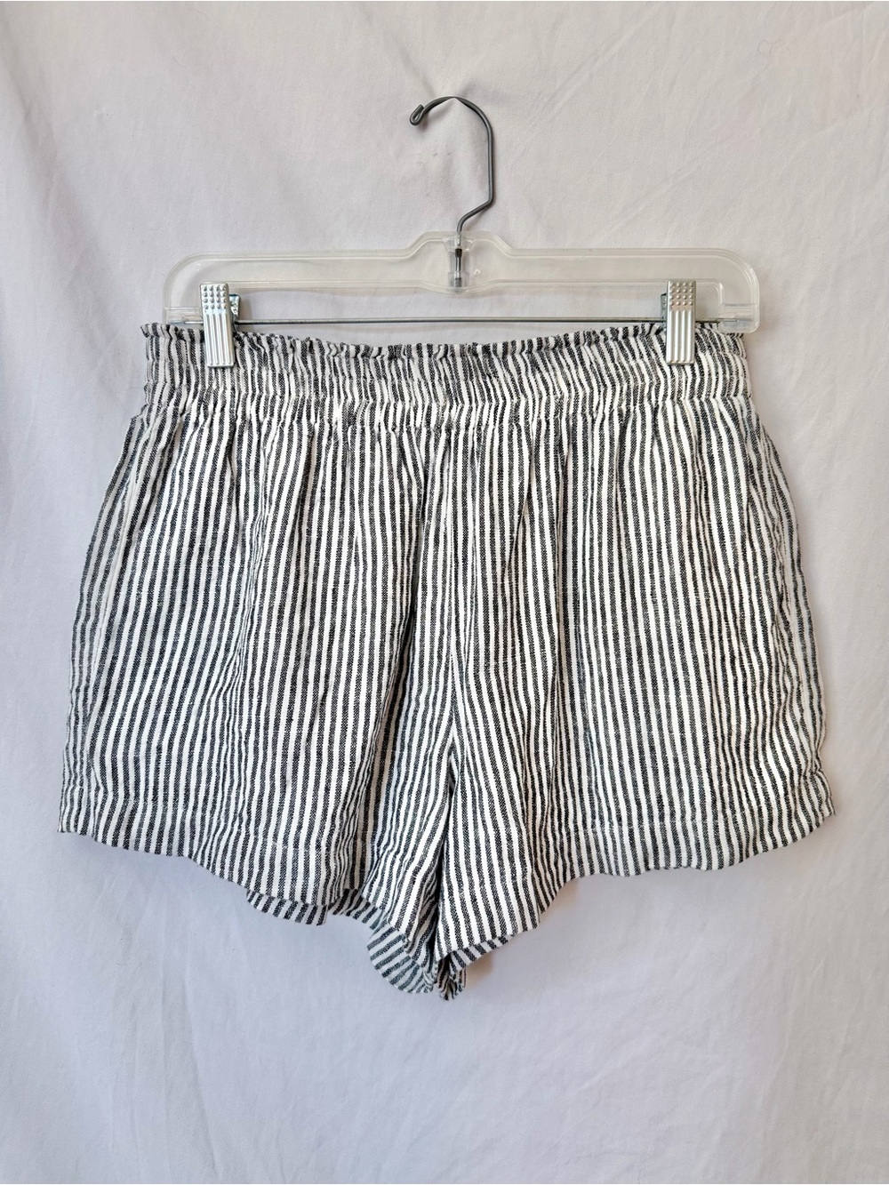 Striped Linen-Blend Women’s Shorts - Black & White